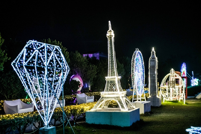 广东最适合亲子游的好去处，四处都是卡通人物，动漫爱好者的天堂休闲区蓝鸢梦想 - Www.slyday.coM