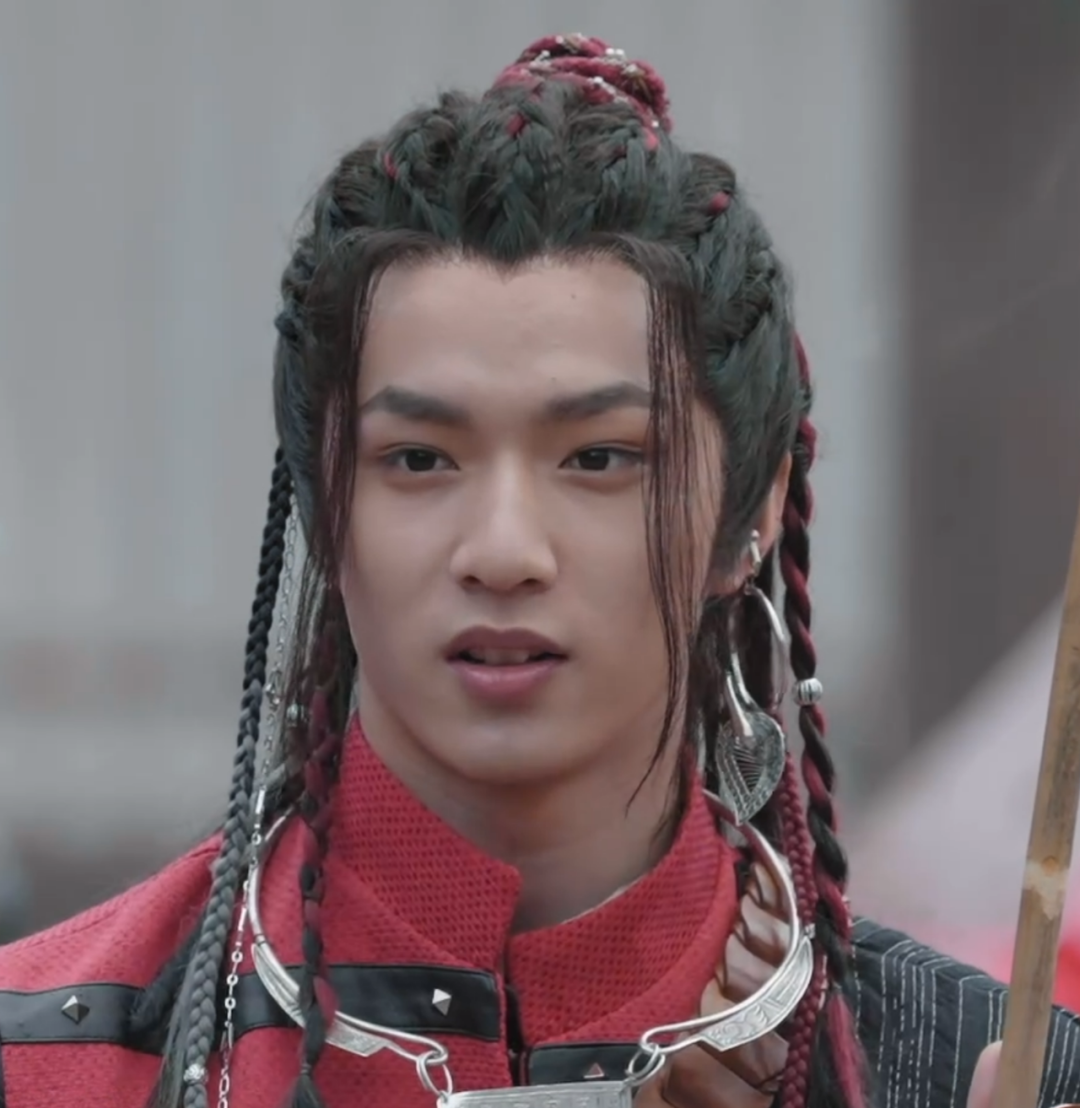 杨颖张雨绮欧阳娜娜同穿古装比美，跟精修图差别最大的竟是张雨绮休闲区蓝鸢梦想 - Www.slyday.coM