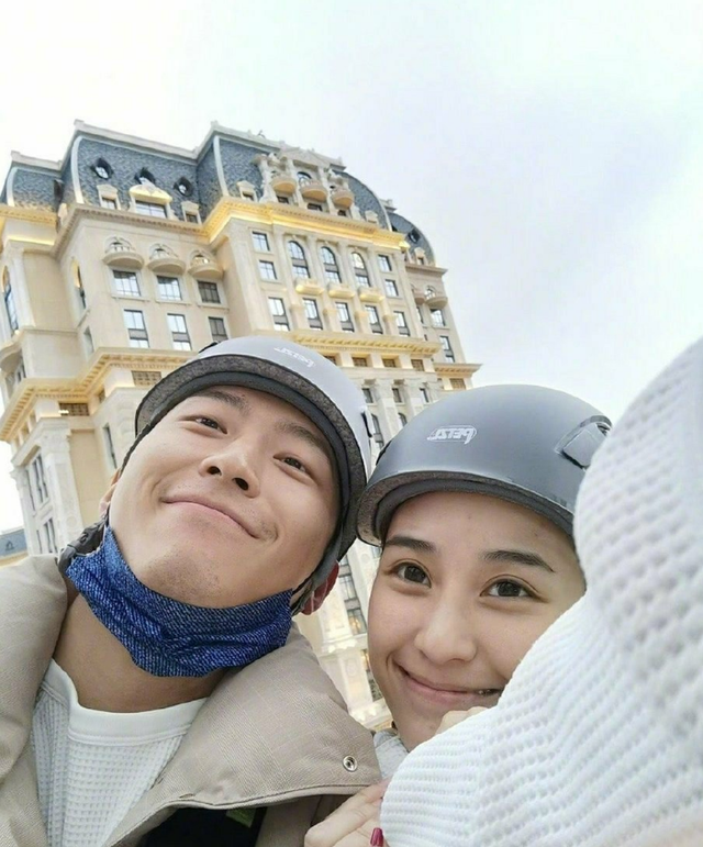 被原著作者怼后，何超莲突然发文道歉，她的苦衷你懂吗？休闲区蓝鸢梦想 - Www.slyday.coM