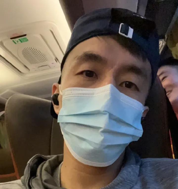 中国男篮出征!郭艾伦晒登机牌,范子铭遭淘汰,回北京队先大补休闲区蓝鸢梦想 - Www.slyday.coM 中国男篮出征!郭艾伦晒登机牌,范子铭遭淘汰,回北京队先大补休闲区蓝鸢梦想 - Www.slyday.coM