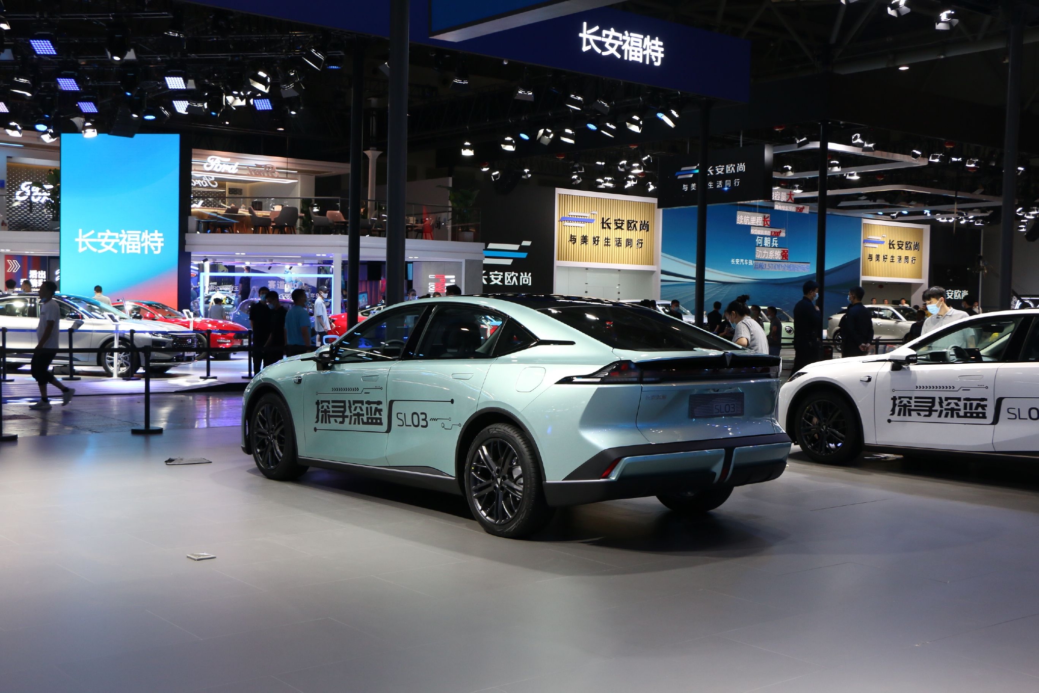 2022重庆车展:长安深蓝sl03预售17.98万元起-新浪汽车