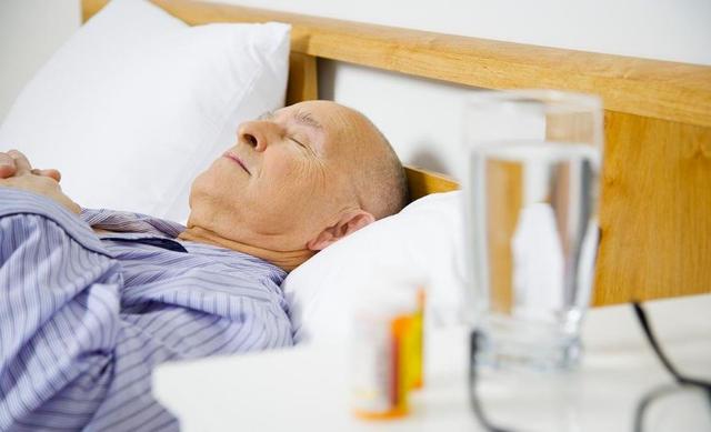 午睡会影响寿命和腰围？提醒：中老年人午睡，做好午睡“两不要”