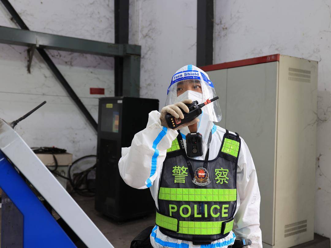 祝福！这对缉毒警察的婚礼定在了国际禁毒日休闲区蓝鸢梦想 - Www.slyday.coM