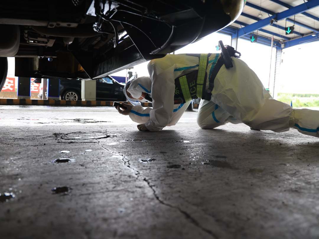 祝福！这对缉毒警察的婚礼定在了国际禁毒日休闲区蓝鸢梦想 - Www.slyday.coM