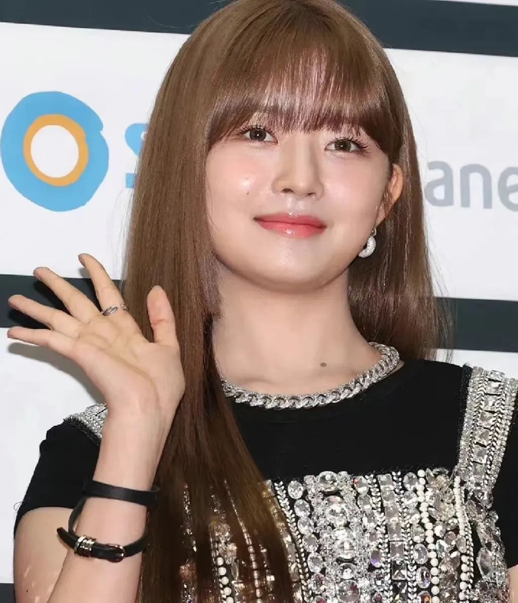 很久没见过这么油腻的女明星了休闲区蓝鸢梦想 - Www.slyday.coM