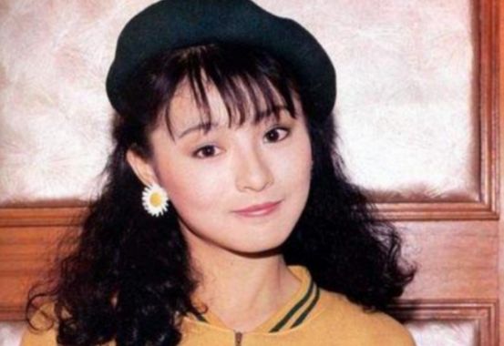 15年过去了,那个被富豪丈夫曝“出轨”干儿子的李赛凤,现状怎样休闲区蓝鸢梦想 - Www.slyday.coM 15年过去了,那个被富豪丈夫曝“出轨”干儿子的李赛凤,现状怎样休闲区蓝鸢梦想 - Www.slyday.coM