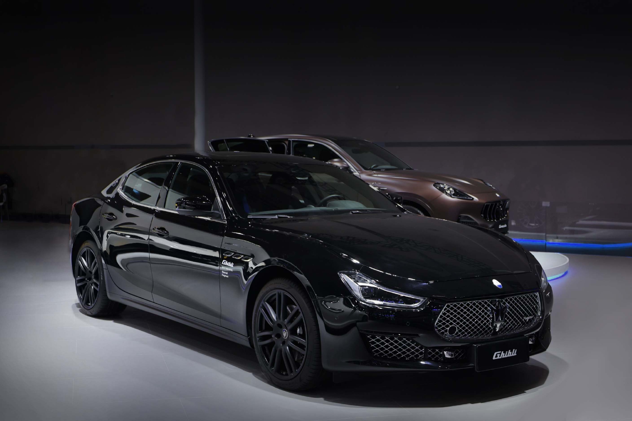 玛莎拉蒂品牌携全系车型闪耀2022重庆国际汽车展览会