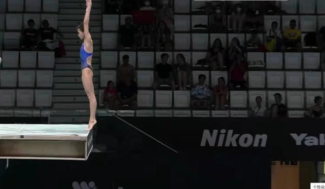 再现水花消失术!全红婵精彩一跳获满堂彩,两位裁判给出满分休闲区蓝鸢梦想 - Www.slyday.coM 再现水花消失术!全红婵精彩一跳获满堂彩,两位裁判给出满分休闲区蓝鸢梦想 - Www.slyday.coM