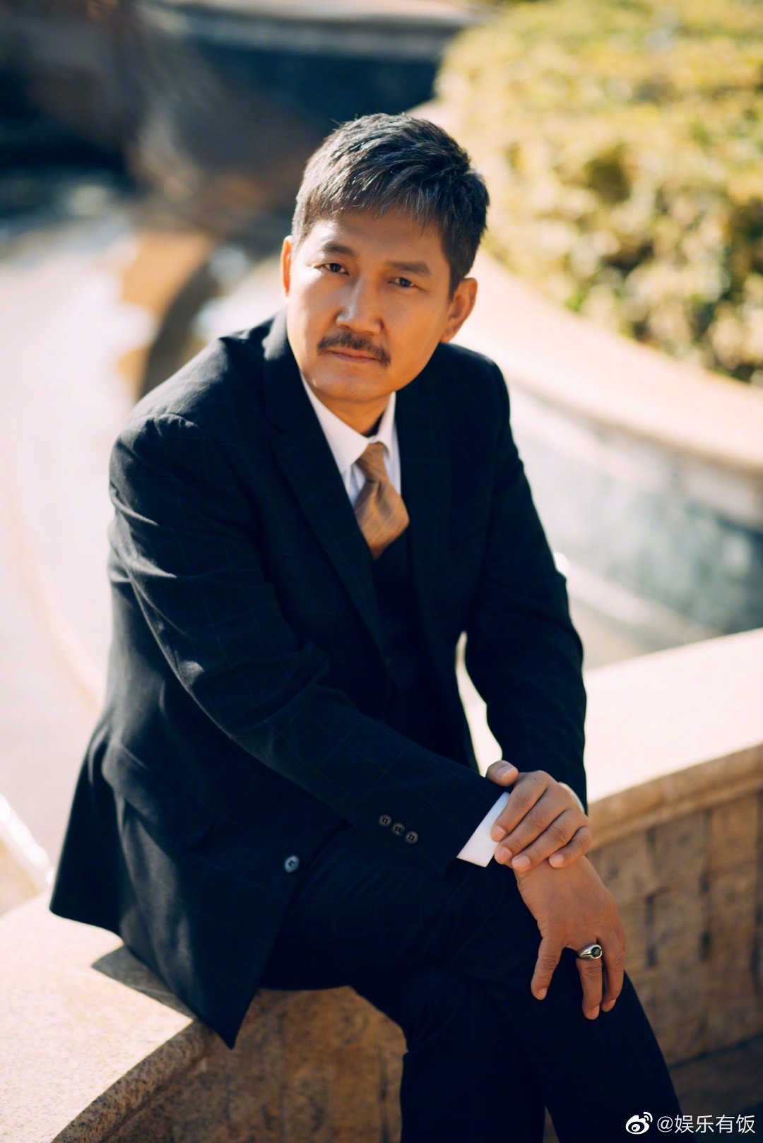 演员李崇霄v6月22日不幸辞世