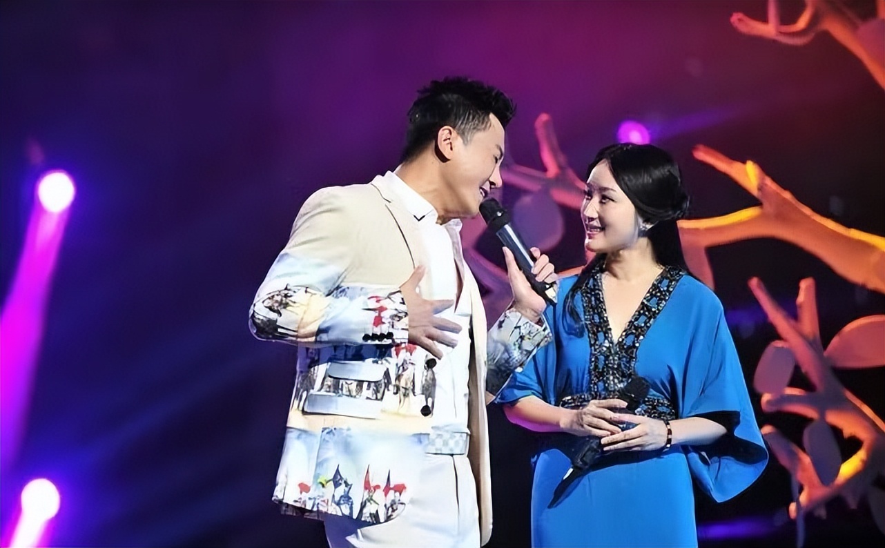 杨钰莹毛宁合体太养眼毛宁变胖大叔杨钰莹换新发型还很少女