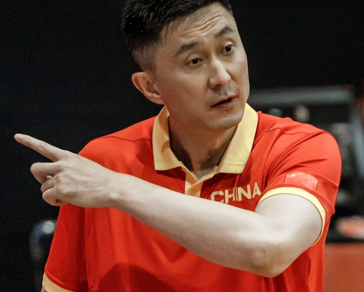 中国男篮阵容解析:内线偏软,锋线弱,后卫扎堆,杜锋押宝郭艾伦休闲区蓝鸢梦想 - Www.slyday.coM 中国男篮阵容解析:内线偏软,锋线弱,后卫扎堆,杜锋押宝郭艾伦休闲区蓝鸢梦想 - Www.slyday.coM