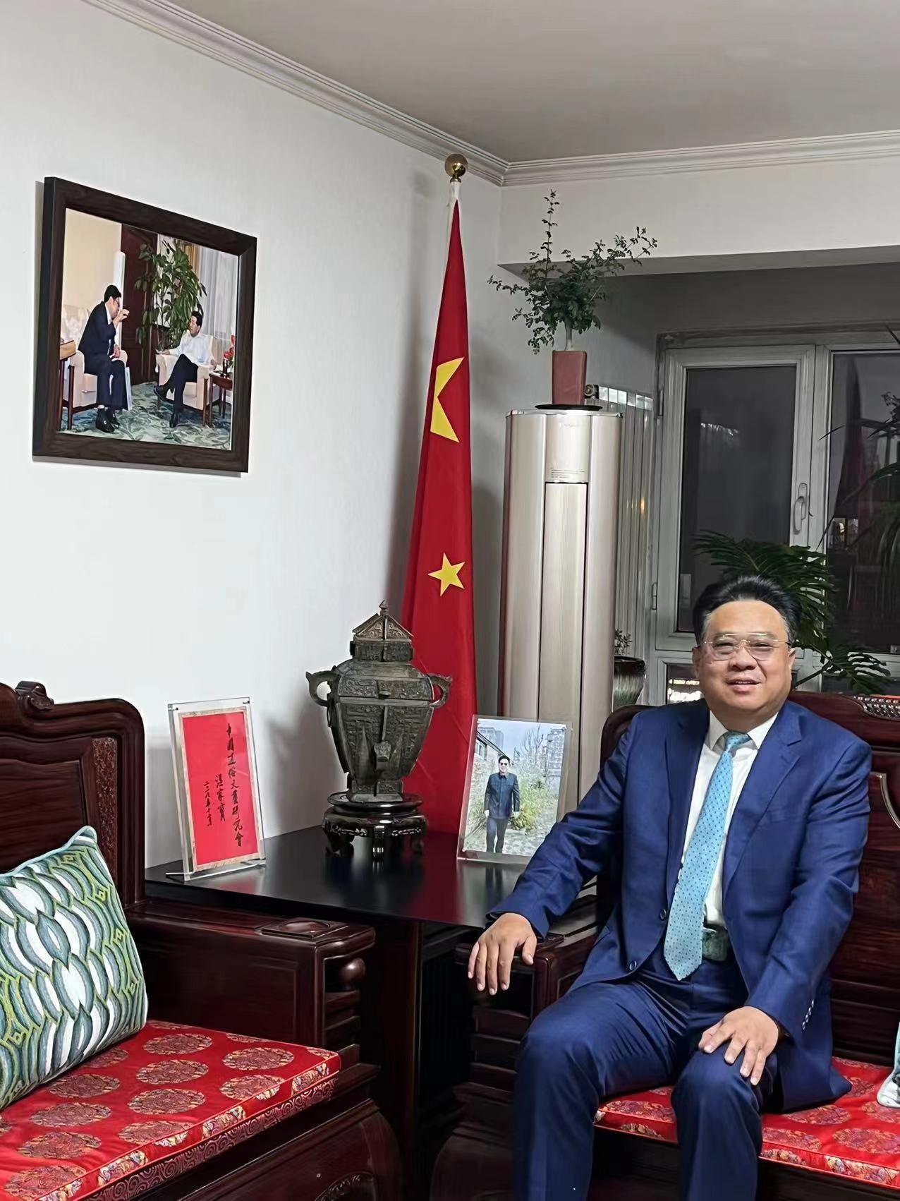 把生活过成诗诗人文川先生印象