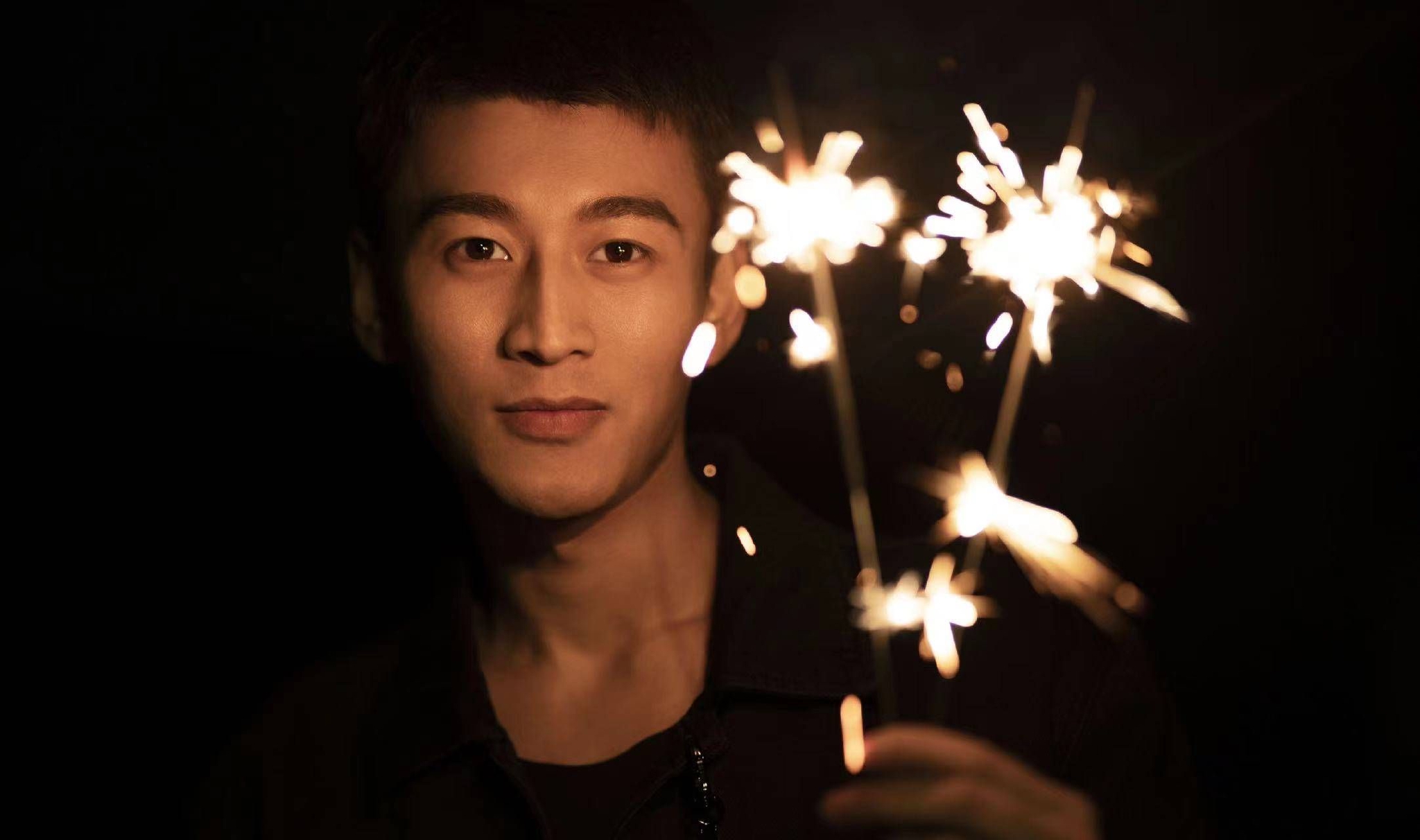 《拜托了!别宠我》第二部开机 金贤正再演呆萌皇帝穿越现代追爱休闲区蓝鸢梦想 - Www.slyday.coM 《拜托了!别宠我》第二部开机 金贤正再演呆萌皇帝穿越现代追爱休闲区蓝鸢梦想 - Www.slyday.coM