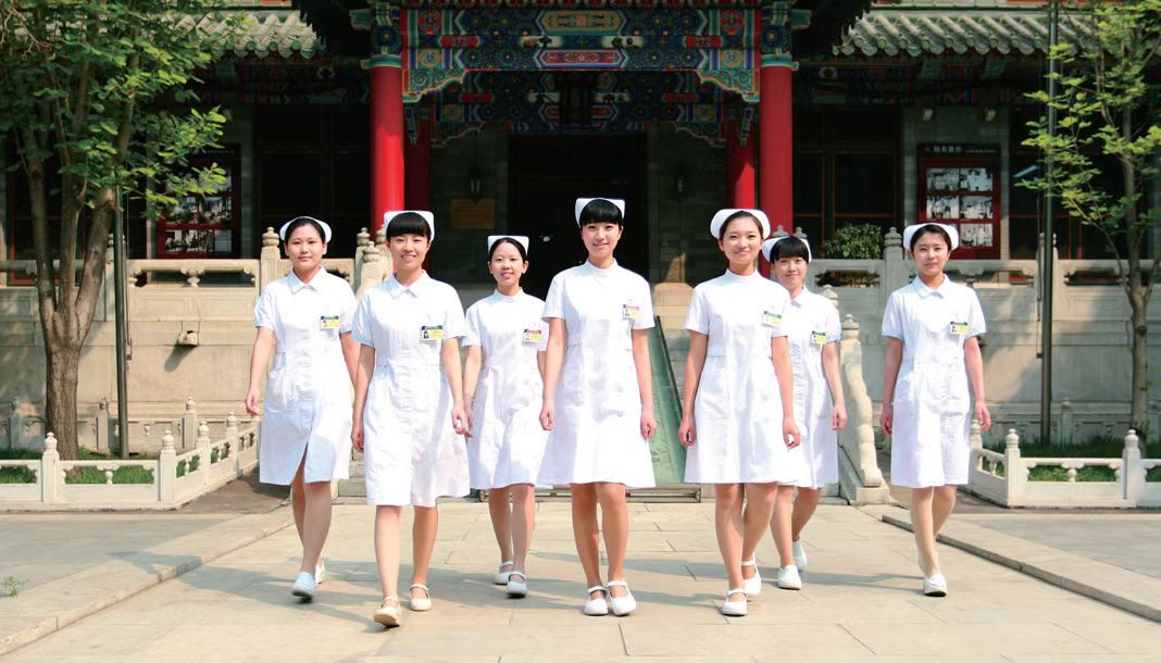 湖北一考生高考总分691分,清华大学凌晨三点打电话抢人,太卷了休闲区蓝鸢梦想 - Www.slyday.coM 湖北一考生高考总分691分,清华大学凌晨三点打电话抢人,太卷了休闲区蓝鸢梦想 - Www.slyday.coM