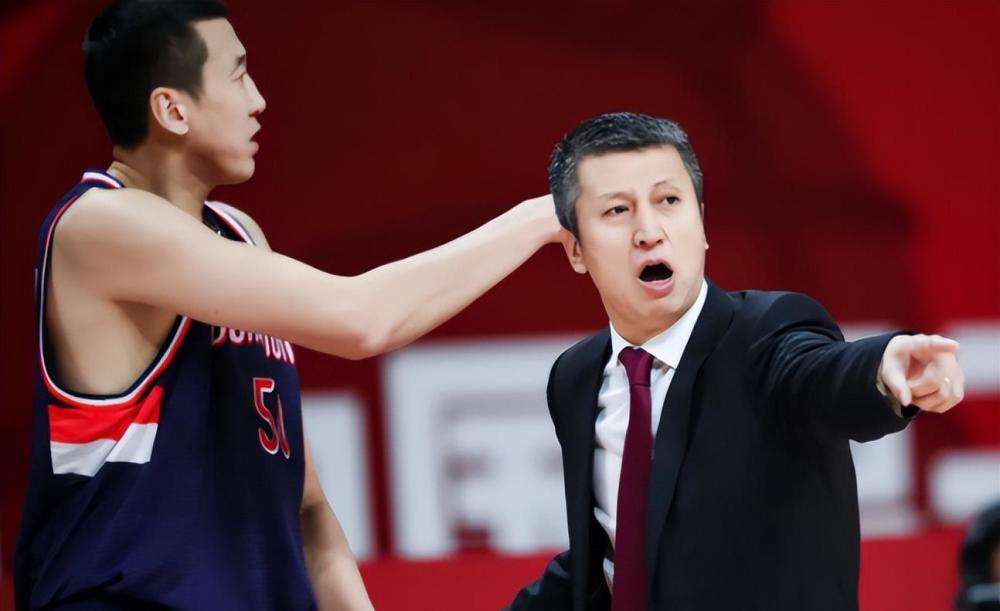 郭士强再遭重棒一击！队魂退役，超级外援确定不续约，季后赛悬了休闲区蓝鸢梦想 - Www.slyday.coM