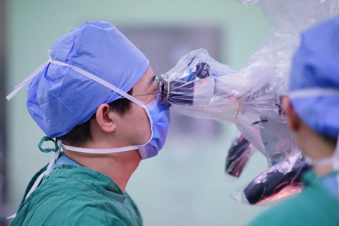 6岁男孩脑子里同时藏了“脆皮炸弹”和“最可怕的肿瘤”休闲区蓝鸢梦想 - Www.slyday.coM 6岁男孩脑子里同时藏了“脆皮炸弹”和“最可怕的肿瘤”休闲区蓝鸢梦想 - Www.slyday.coM