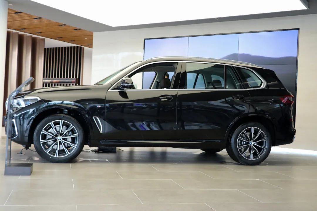 国产宝马X5：多地4S店终于不加价了，但为什么我劝你再等等休闲区蓝鸢梦想 - Www.slyday.coM