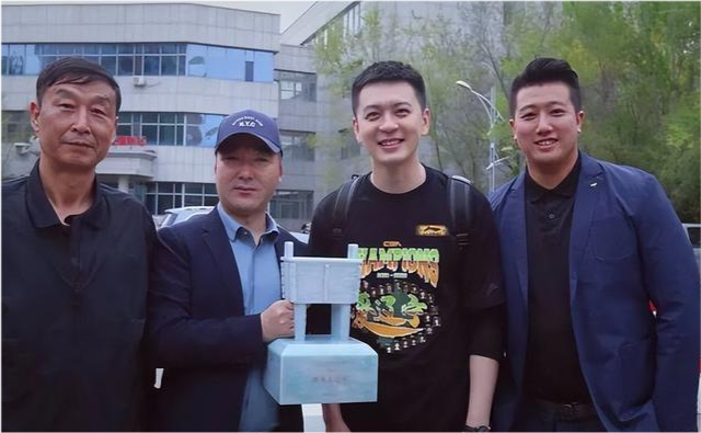 在职6年,运营辽宁男篮2夺总冠军,李洪庆若卸任,谁来接班总经理休闲区蓝鸢梦想 - Www.slyday.coM 在职6年,运营辽宁男篮2夺总冠军,李洪庆若卸任,谁来接班总经理休闲区蓝鸢梦想 - Www.slyday.coM