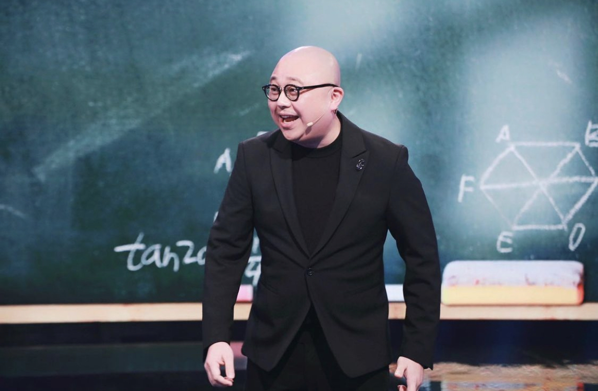 林盛斌兑现承诺为胡定欣做媒称已找到金融才俊择日约双方见面