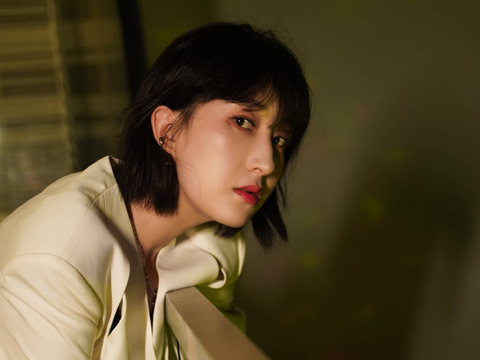 开心麻花宝藏爱国女孩李海银火了,戏内戏外圈粉无数