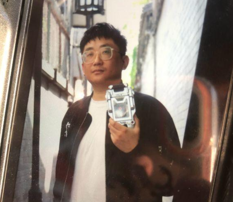 陈霄华疑入室猥亵被抓，德云社发文回应：已辞退，并向受害者道歉休闲区蓝鸢梦想 - Www.slyday.coM