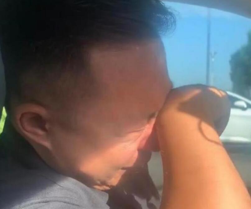 如何解决宝宝上幼儿园的分离焦虑问题,做好这4点,孩子少受罪休闲区蓝鸢梦想 - Www.slyday.coM 如何解决宝宝上幼儿园的分离焦虑问题,做好这4点,孩子少受罪休闲区蓝鸢梦想 - Www.slyday.coM