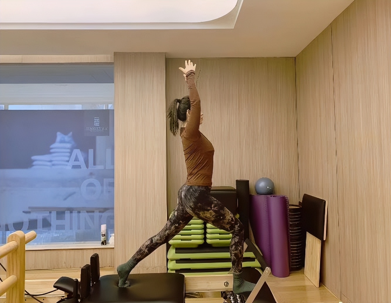 段奕宏的日籍老婆罕晒照,休闲装打扮原来这么美,相恋20年不生娃休闲区蓝鸢梦想 - Www.slyday.coM 段奕宏的日籍老婆罕晒照,休闲装打扮原来这么美,相恋20年不生娃休闲区蓝鸢梦想 - Www.slyday.coM