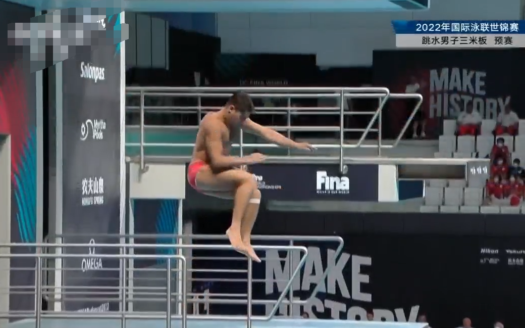 0分，全场0分！世锦赛离谱失误，教练绝望捂脸，这都不是倒数第一休闲区蓝鸢梦想 - Www.slyday.coM