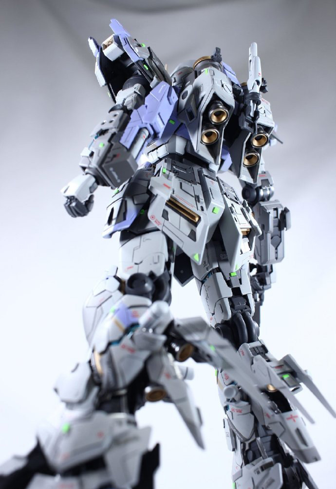 自由独角兽牛高达三合一混搭佳作mg比例牛高达模型