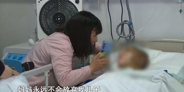 14岁少年6楼坠落，单亲爸爸养活4个孩子，亲生母亲每天只留下休闲区蓝鸢梦想 - Www.slyday.coM