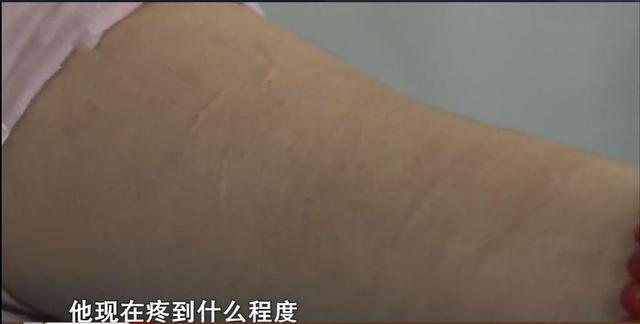 14岁少年6楼坠落，单亲爸爸养活4个孩子，亲生母亲每天只留下休闲区蓝鸢梦想 - Www.slyday.coM