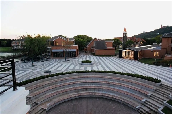 如何让孩子“心甘情愿”地读书，上海阿德科特给出了自己的答案休闲区蓝鸢梦想 - Www.slyday.coM