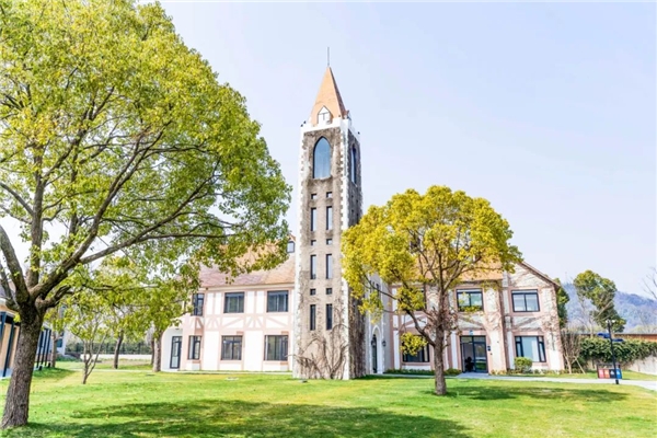 如何让孩子“心甘情愿”地读书，上海阿德科特给出了自己的答案休闲区蓝鸢梦想 - Www.slyday.coM