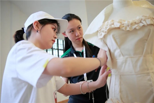 如何让孩子“心甘情愿”地读书，上海阿德科特给出了自己的答案休闲区蓝鸢梦想 - Www.slyday.coM