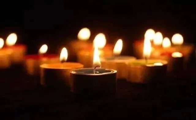 45岁民警因公牺牲休闲区蓝鸢梦想 - Www.slyday.coM