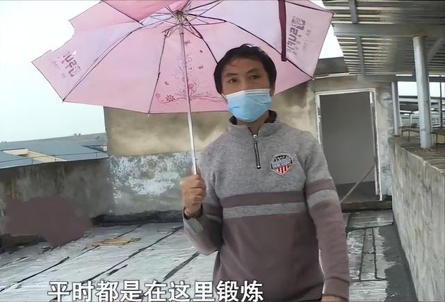 14岁少年6楼坠落，单亲爸爸养活4个孩子，亲生母亲每天只留下休闲区蓝鸢梦想 - Www.slyday.coM