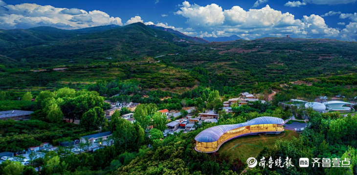 岱岳区从山东省旅发大会捧回两块金字招牌