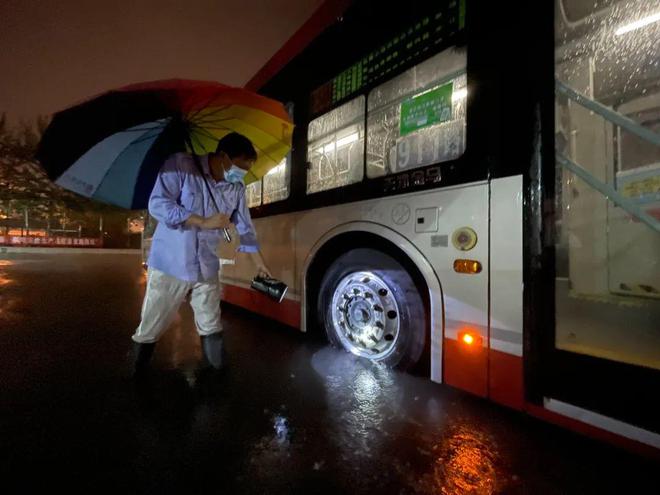 明天早高峰受影响吗？为何今年大雨来的这么早！天津最新雨情汇总！休闲区蓝鸢梦想 - Www.slyday.coM