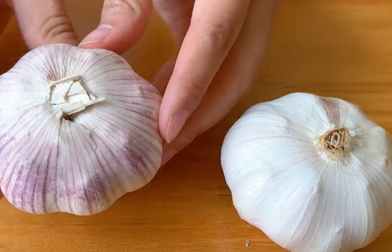 这5种大蒜不要买，菜贩子自己也不吃，很多人不懂挑，快叮嘱家人休闲区蓝鸢梦想 - Www.slyday.coM
