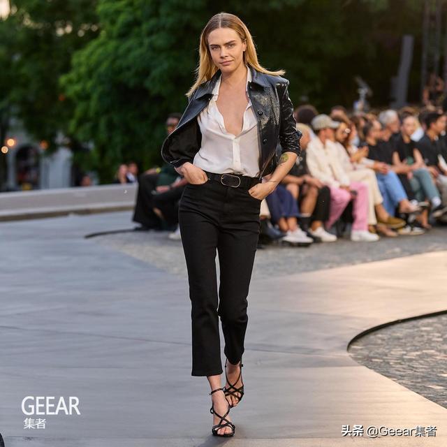 惊喜出现t台卡拉迪瓦伊久违的台步