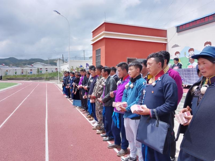 凉山州布拖县推行移风易俗：已有399对“娃娃亲”自愿解除休闲区蓝鸢梦想 - Www.slyday.coM