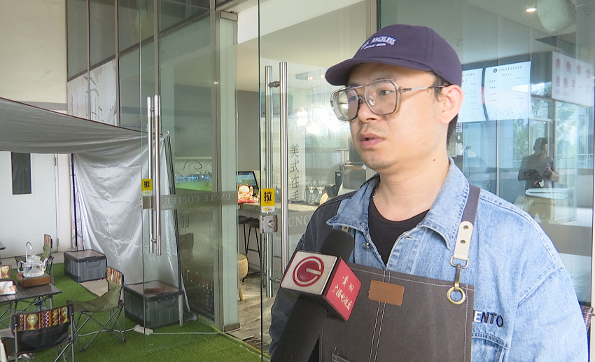 商铺前搭起脚手架，不仅挡光还……业主：租户都干不下去了休闲区蓝鸢梦想 - Www.slyday.coM