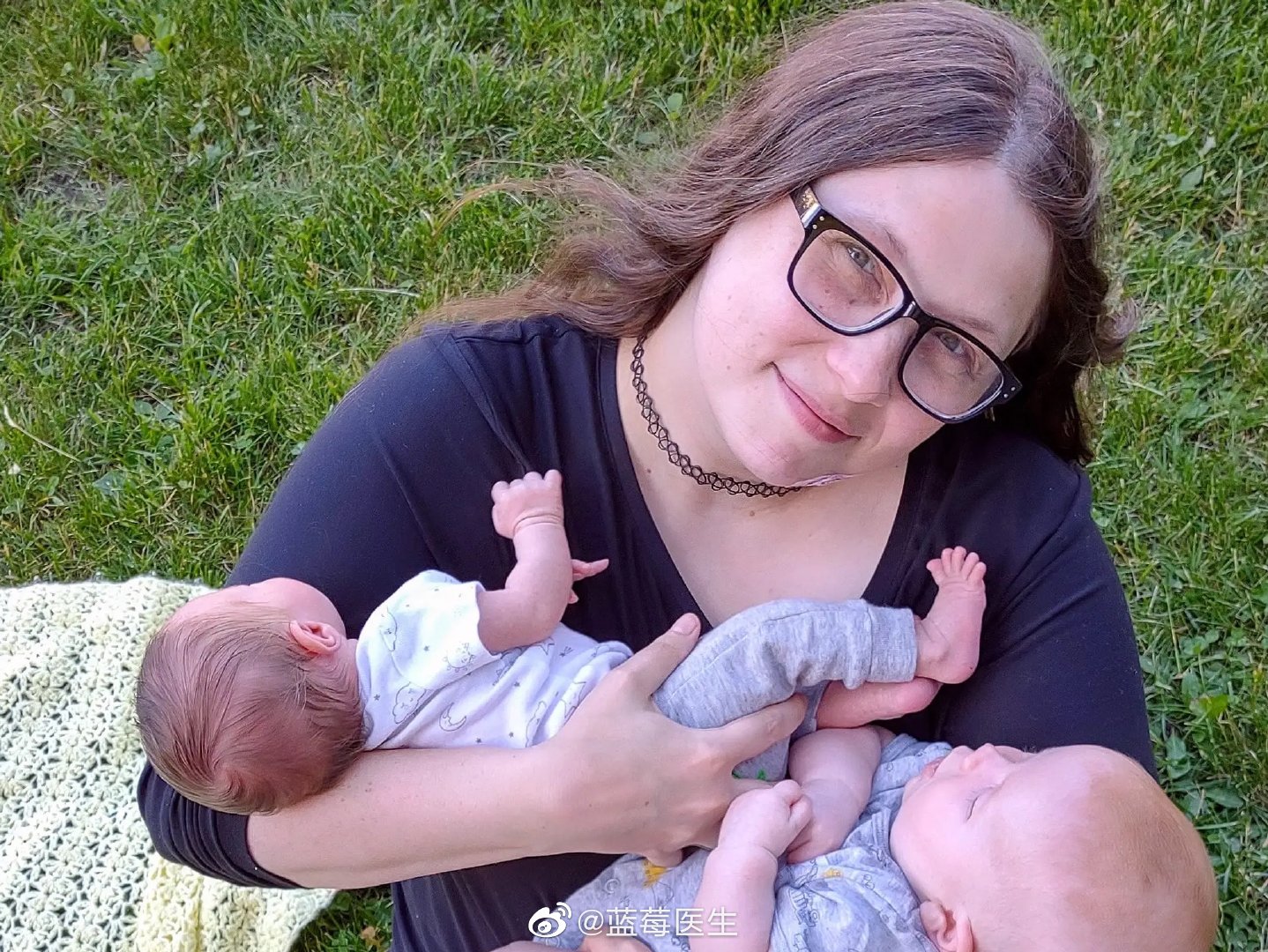 12个孩子的网红妈妈37岁成为外婆 Veronica Merritt……休闲区蓝鸢梦想 - Www.slyday.coM 12个孩子的网红妈妈37岁成为外婆 Veronica Merritt……休闲区蓝鸢梦想 - Www.slyday.coM