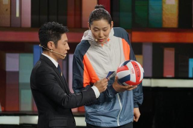 朱婷跟张常宁,伤病恢复期间录制综艺节目,为何会受到球迷的质疑休闲区蓝鸢梦想 - Www.slyday.coM 朱婷跟张常宁,伤病恢复期间录制综艺节目,为何会受到球迷的质疑休闲区蓝鸢梦想 - Www.slyday.coM