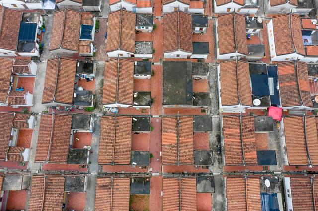 来了都迷路的村落长啥样,他的道路并不复杂,只是房子全都一样!休闲区蓝鸢梦想 - Www.slyday.coM 来了都迷路的村落长啥样,他的道路并不复杂,只是房子全都一样!休闲区蓝鸢梦想 - Www.slyday.coM