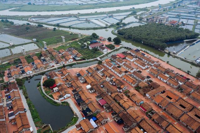 来了都迷路的村落长啥样,他的道路并不复杂,只是房子全都一样!休闲区蓝鸢梦想 - Www.slyday.coM 来了都迷路的村落长啥样,他的道路并不复杂,只是房子全都一样!休闲区蓝鸢梦想 - Www.slyday.coM