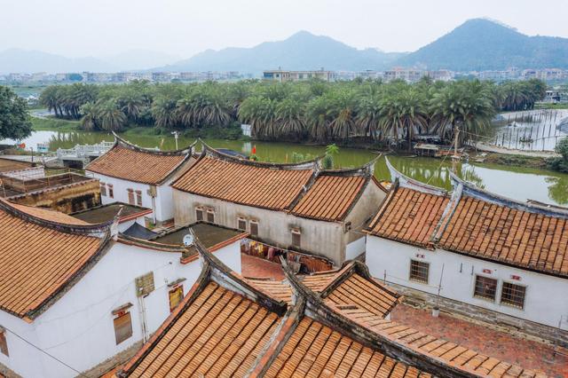 来了都迷路的村落长啥样,他的道路并不复杂,只是房子全都一样!休闲区蓝鸢梦想 - Www.slyday.coM 来了都迷路的村落长啥样,他的道路并不复杂,只是房子全都一样!休闲区蓝鸢梦想 - Www.slyday.coM