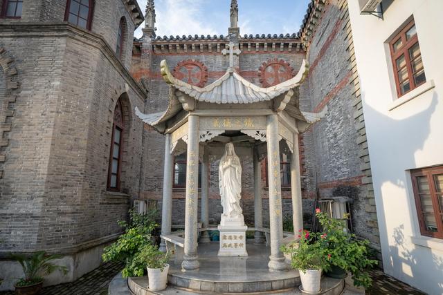 见证了宁波五口通商的教堂，被大火烧毁后，如今重现于世。休闲区蓝鸢梦想 - Www.slyday.coM