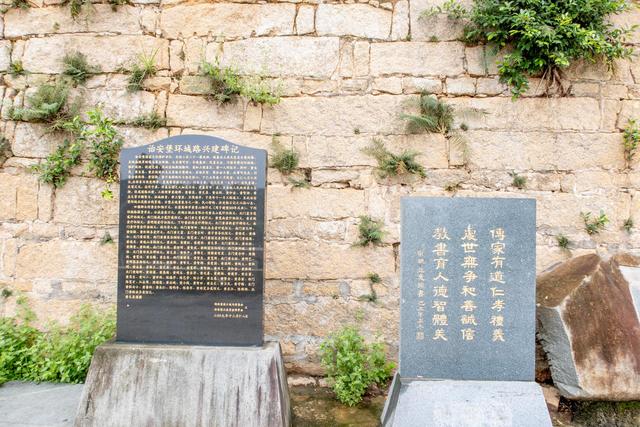 来了都迷路的村落长啥样,他的道路并不复杂,只是房子全都一样!休闲区蓝鸢梦想 - Www.slyday.coM 来了都迷路的村落长啥样,他的道路并不复杂,只是房子全都一样!休闲区蓝鸢梦想 - Www.slyday.coM