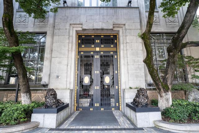 见证了宁波五口通商的教堂，被大火烧毁后，如今重现于世。休闲区蓝鸢梦想 - Www.slyday.coM